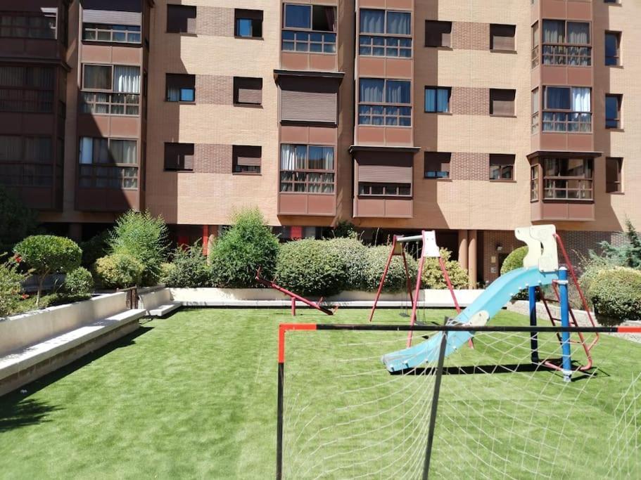 Madrid Wanda Aeropuerto Ifema Plenilunio Dy Appartement Buitenkant foto