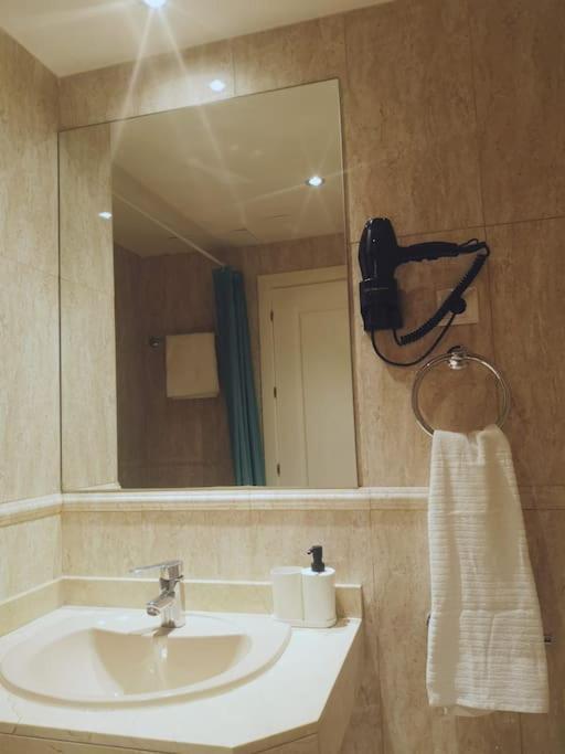 Madrid Wanda Aeropuerto Ifema Plenilunio Dy Appartement Buitenkant foto